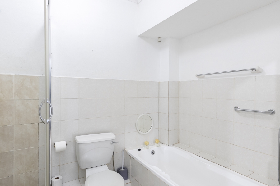 To Let 2 Bedroom Property for Rent in Strand South Western Cape